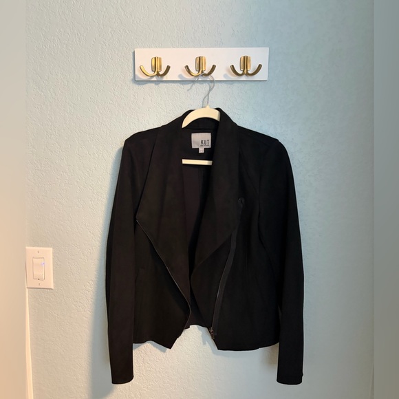Kut from the Kloth Jackets & Blazers - Kut From The Kloth Black Asymmetrical Zip Blazer